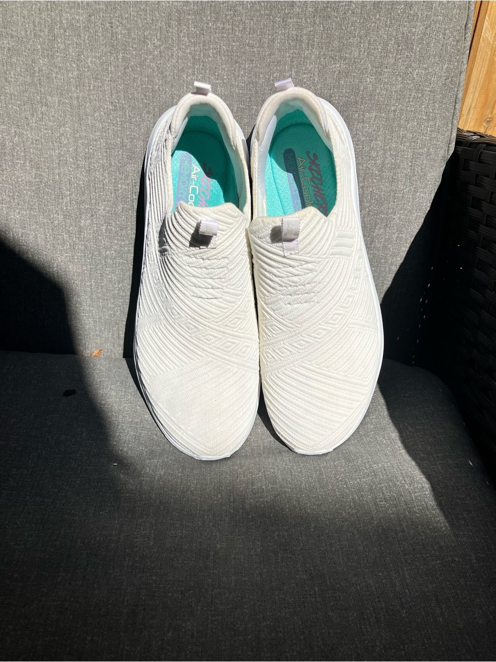 Skechers Women's Slip-On Knit Sneakers in White with Teal Insole